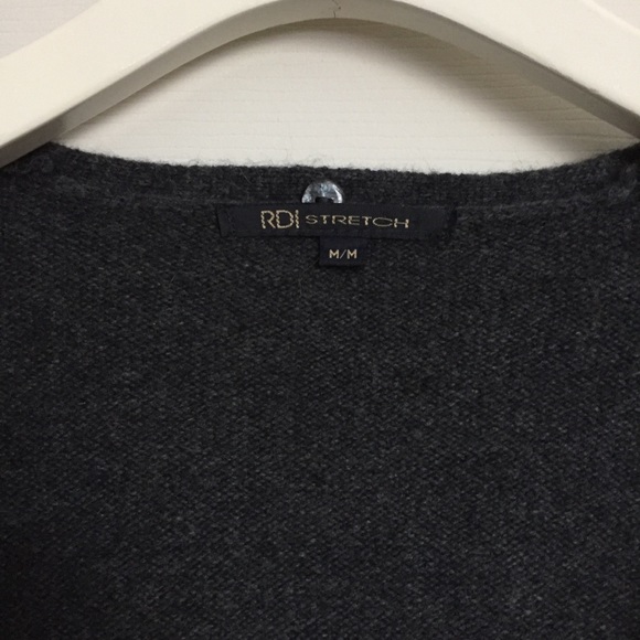 Cardigan With Removable Fur Collar - Picture 4 of 7